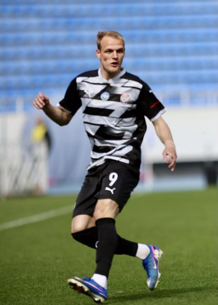 Артем Слесарь