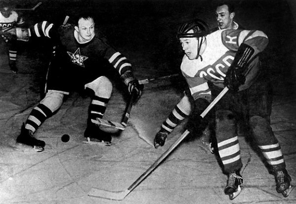 Всеволод Бобров