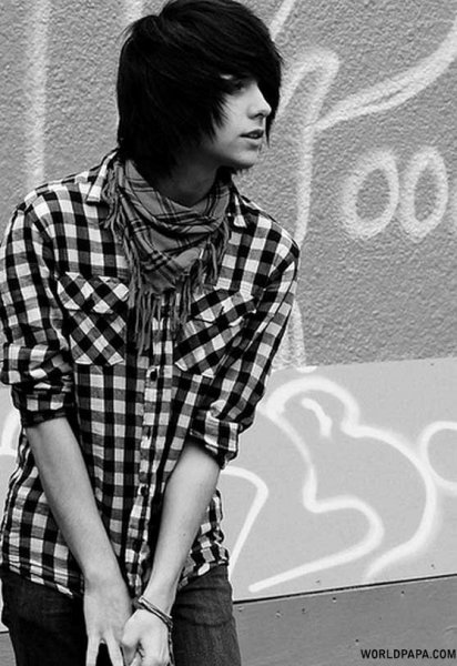 emo-boy-black-and-white