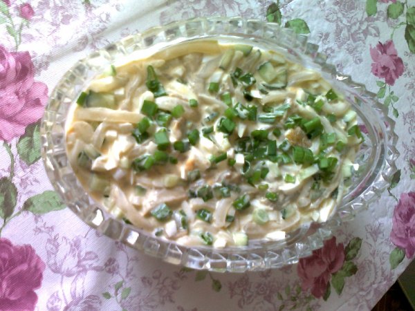 Салат с кальмарами. 5с.