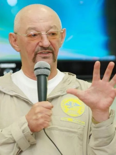 Э. Р. Мулдашев