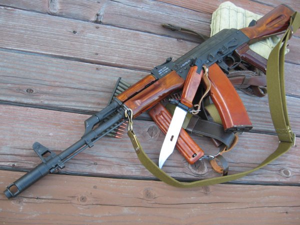 АКМ