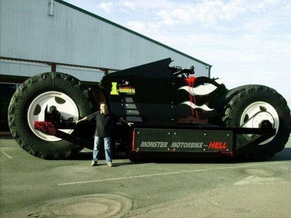 MONSTER MOTORBIKE FROM HELL