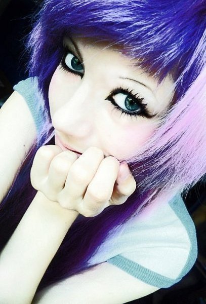 Эмо. На меня палит.