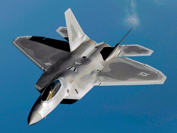 F 22