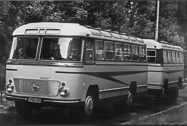 Автобус ПАЗ с прицепом