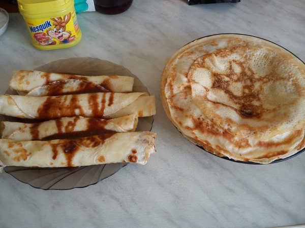 Рулеты из блинчиков