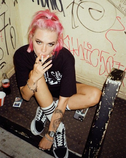 4d79bd50-a09b-4f98-99c6-29b2ee1f9d0d