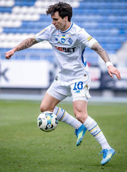 Николай Шапаренко