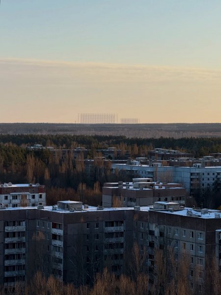 Вид на "Дугу" с припятских крыш, зима 2026 года