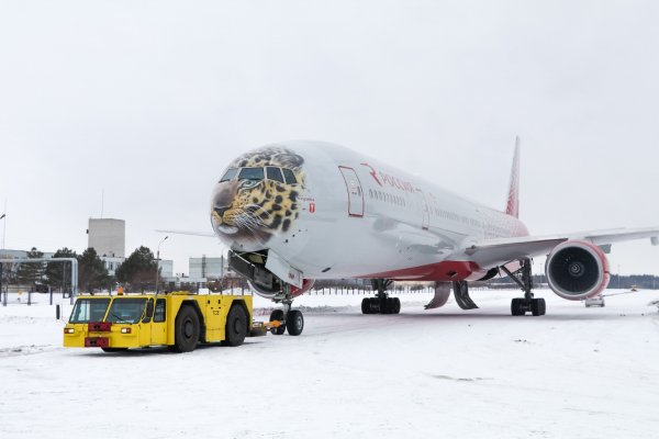 samoliot-passazhirskii-boing-777300-er-boeing-b777-b-777-aer