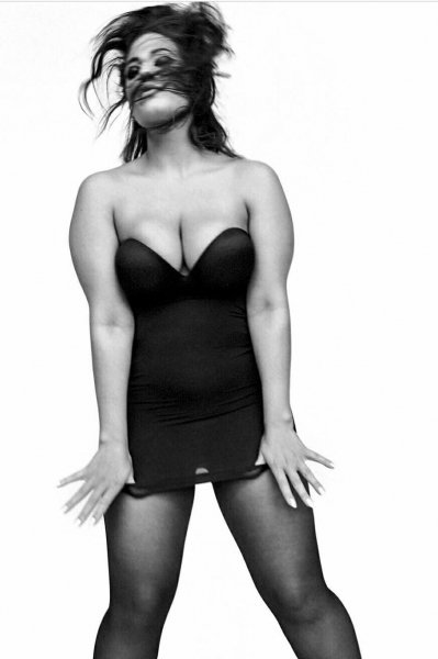 Ashley Graham 10
