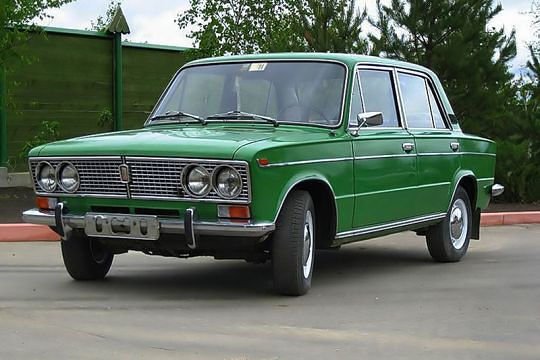 ВАЗ-2103 5 "тройка"