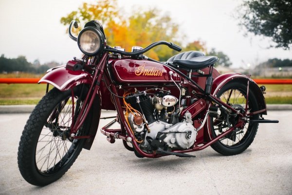 Retro-moto-krasivo-1