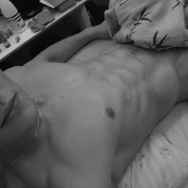 3lVVyx9HIoU