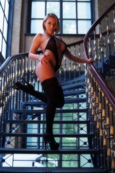 15 15 19 25007592 1567762576595941