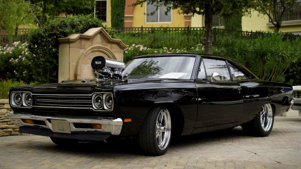 Plymouth GTX 2 MOPAR Door Hardtop Tuning