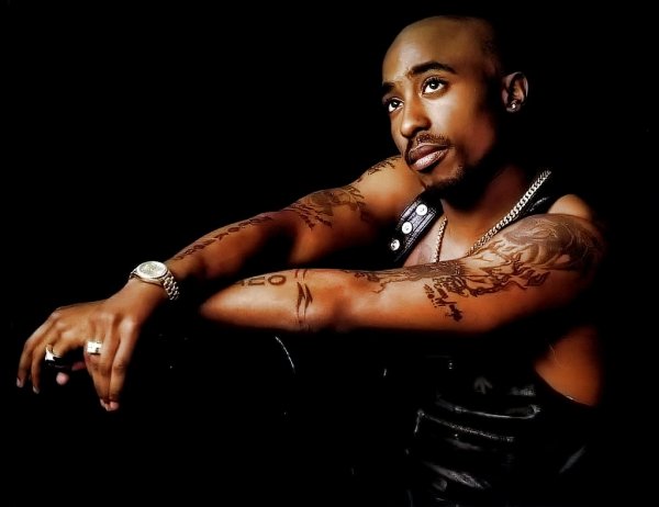 kinopoisk ru-Tupac-Shakur-1289760
