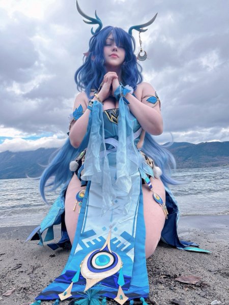 Ero-cosplay-косплей-Genshin-Impact-9215543