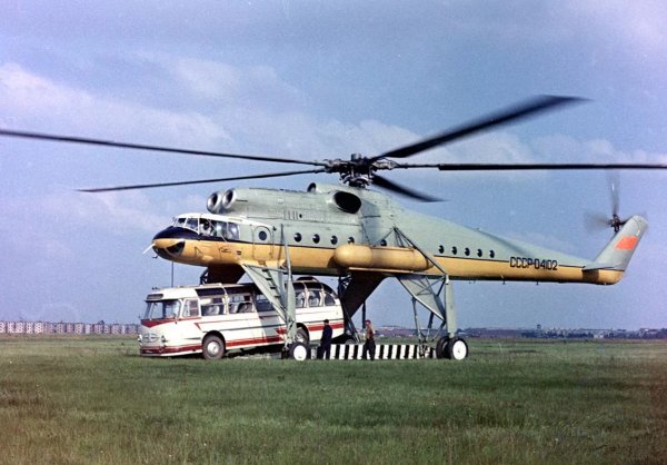 Strannye-vertolyoty-v-kotorye-ne-veritsya-bez-foto