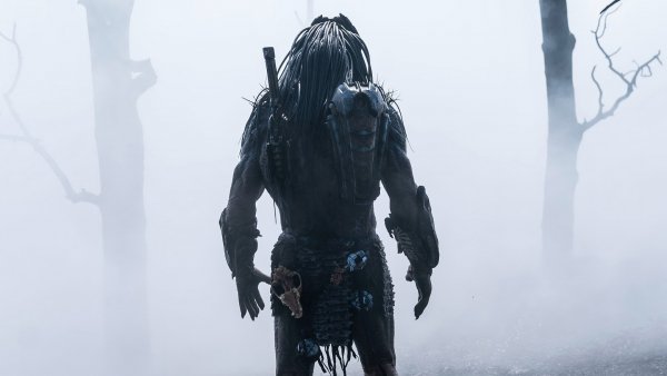 Prey-predator-movie-poster-4k-wallpaper