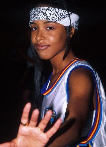 D6b8b9f8d6de3f4005b56b97345c2046