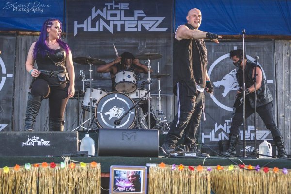 The Wolf HunterZ