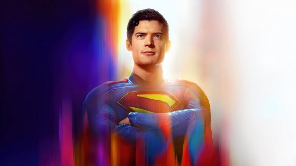 Superman-2025-superman-david-corenswet-4k 630@5@g