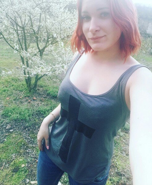 E3D-F403-4ABF-B644-F818F2FE5FD1