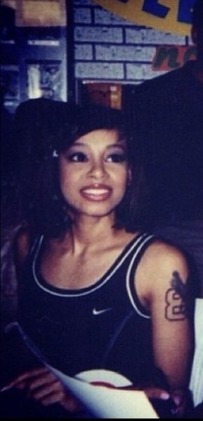 e783a3d79dc60548766f41807609