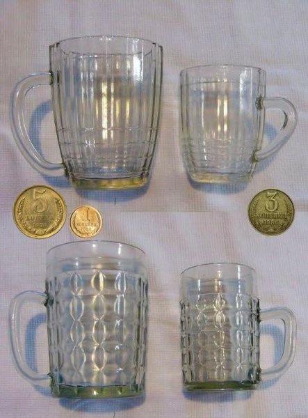 Квас. Большой бокал 6 коп маленький бокал или стакан 3 коп