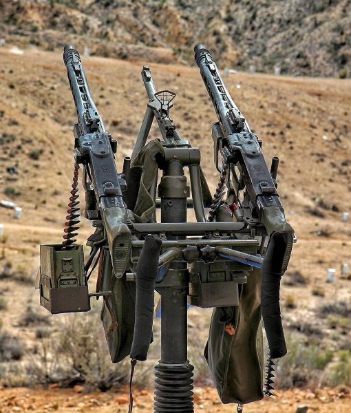 MG 42