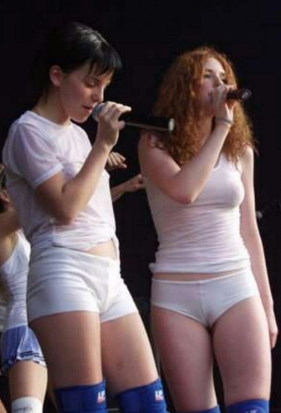 t.a.T.u.