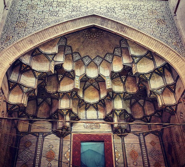 heart-taking-beauty-of-iranian-mosques-4