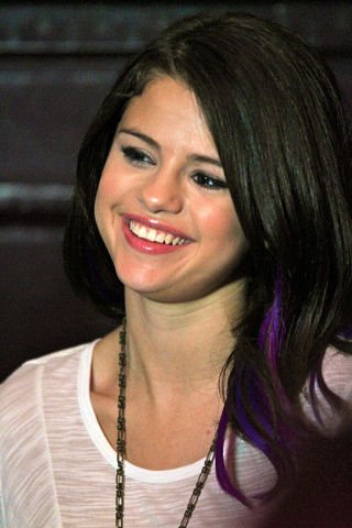 Селена Гомес