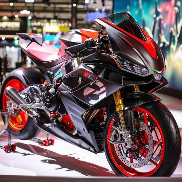 QTkA1EK4Frk