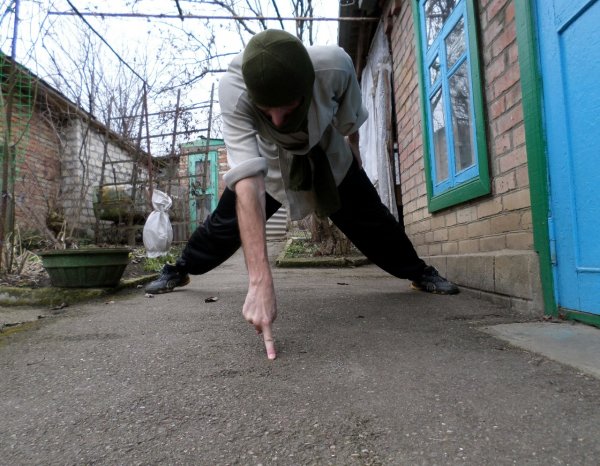 Зимой делать было не чего. .