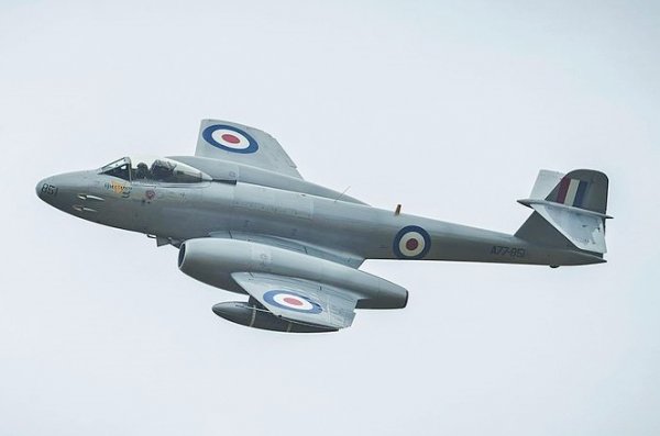 Gloster meteor f Mk 1