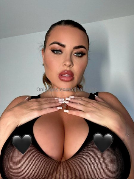 Сисястая Ханна