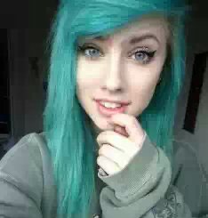 emo-girl-eye-makeup-9