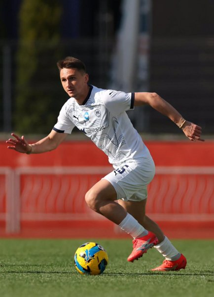 Денис Антюх