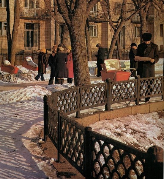 На Патриарших прудах. Москва. Фото конца 1970-начала 1980-х