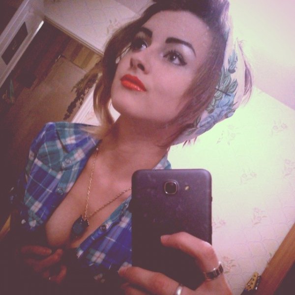 трошки еротики