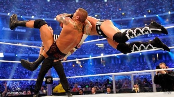 Wrestlemania-27-CM-Punk-vs-Randy-Orton