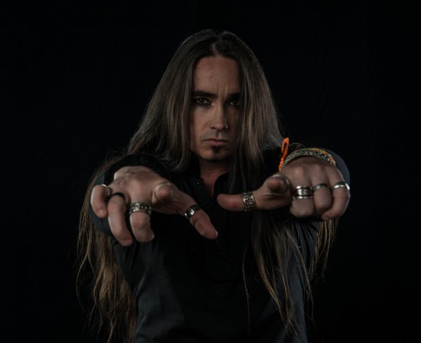 Random Eyes ( Heavy Meta) (Финляндия)