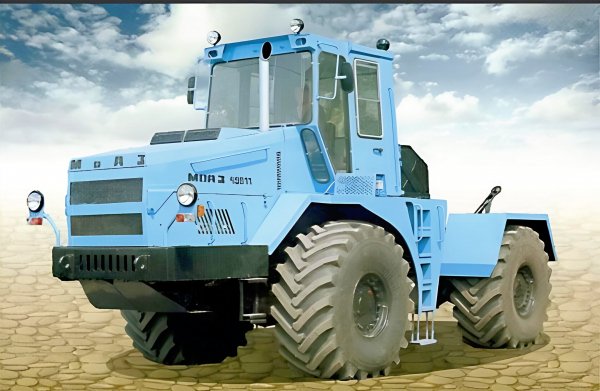 Трактор МоАЗ 4х4