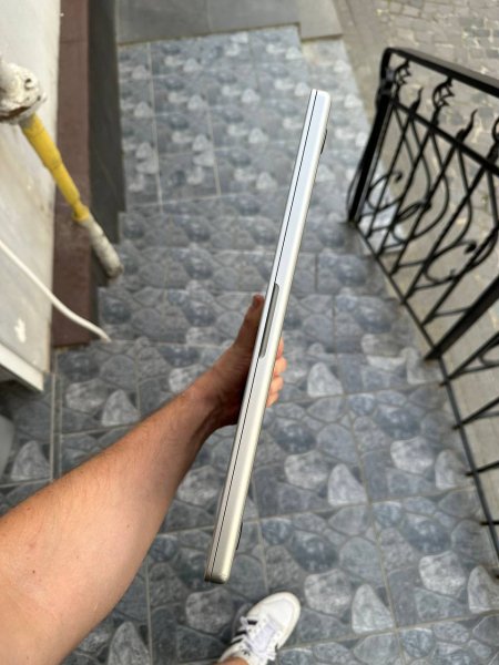 -5370942838457624249 121