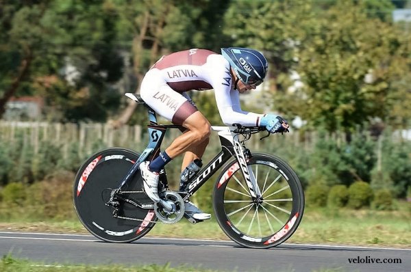 aleksejs-saramotins-cycling-road-national-team-lat