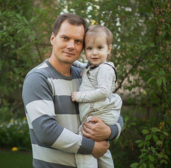 Моя дочка я её люблю очень сильно