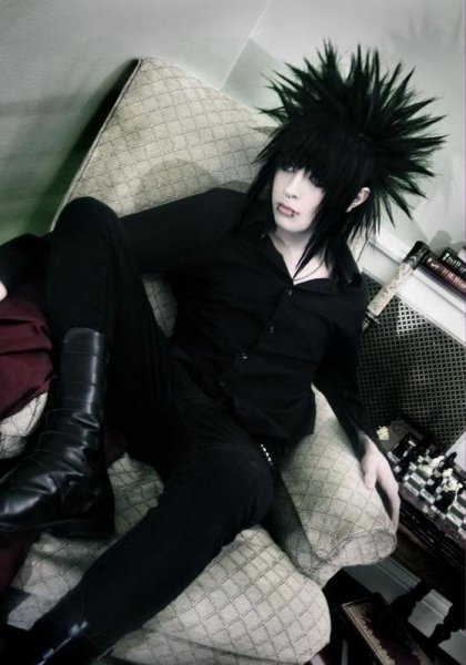 Emo-Punk-Haircut-Style-2010-31